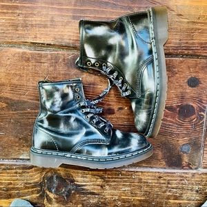 Dr. Martens Vintage Black and White Rub-Off 1460 Boots Size 9
